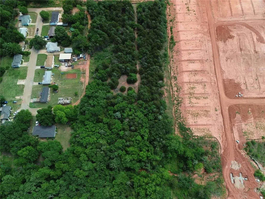 Photo 13 — Elmwood Drive, Guthrie, OK 73044