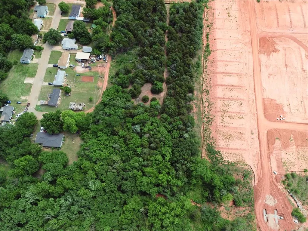 Photo 14 — Elmwood Drive, Guthrie, OK 73044