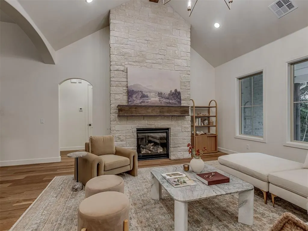Photo 9 — 13025 Coltrane Road, Edmond, OK 73034