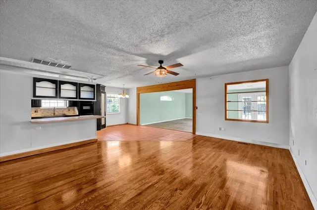 Photo 6 — 77 W Okarche Avenue, Okarche, OK 73762