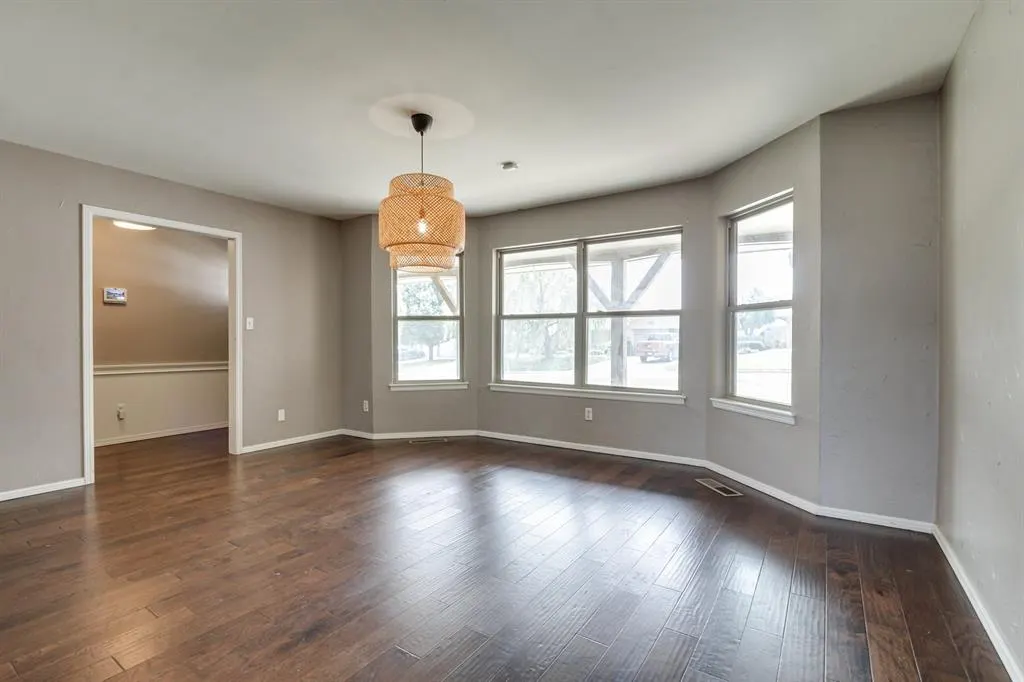 Photo 5 — 3213 61st Place, Oklahoma City, OK 73112