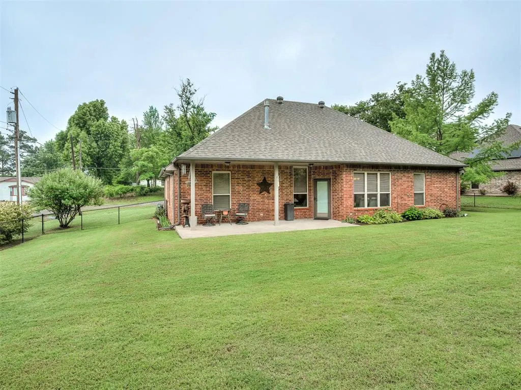 Photo 39 — 10695 NE 4th Street, Midwest City, OK 73130