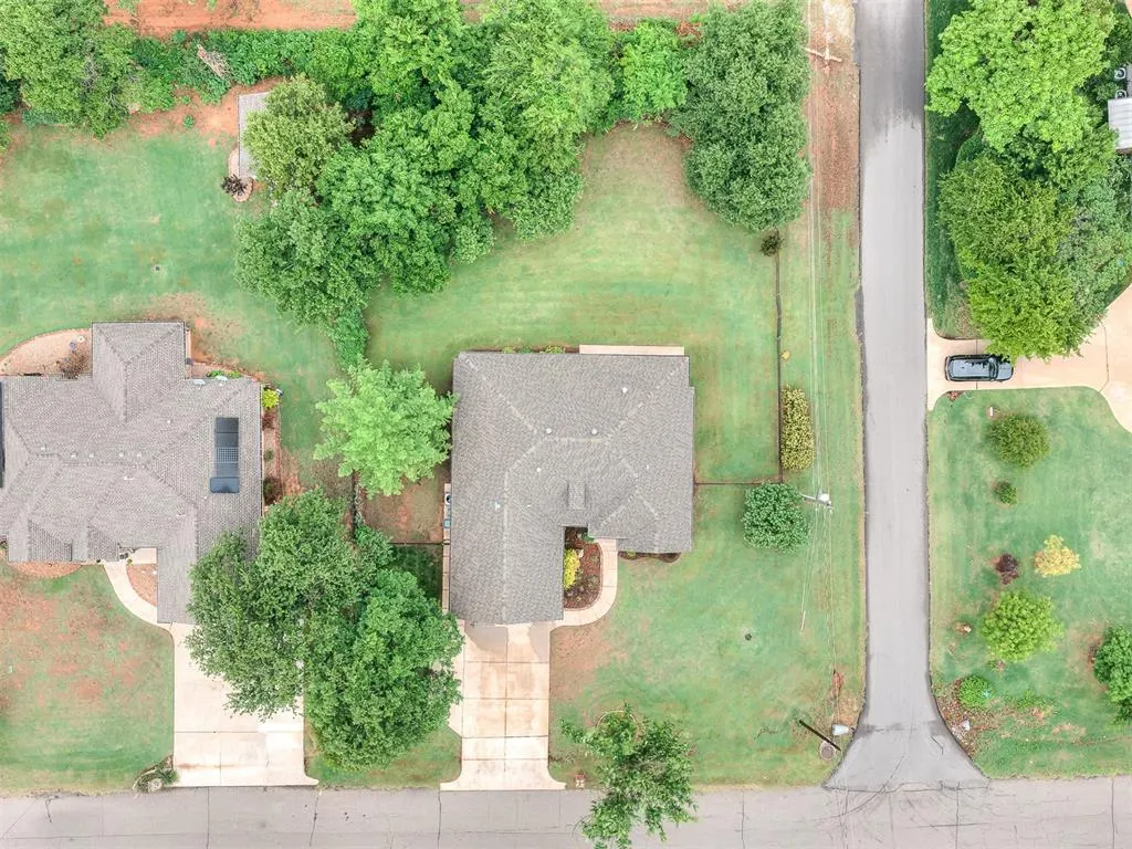 Photo 43 — 10695 NE 4th Street, Midwest City, OK 73130