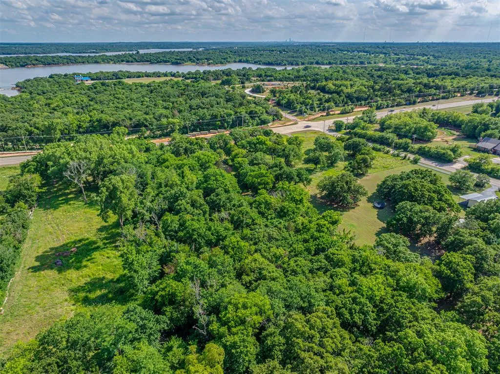 Photo 4 — 7121 E 2nd Street, Edmond, OK 73034