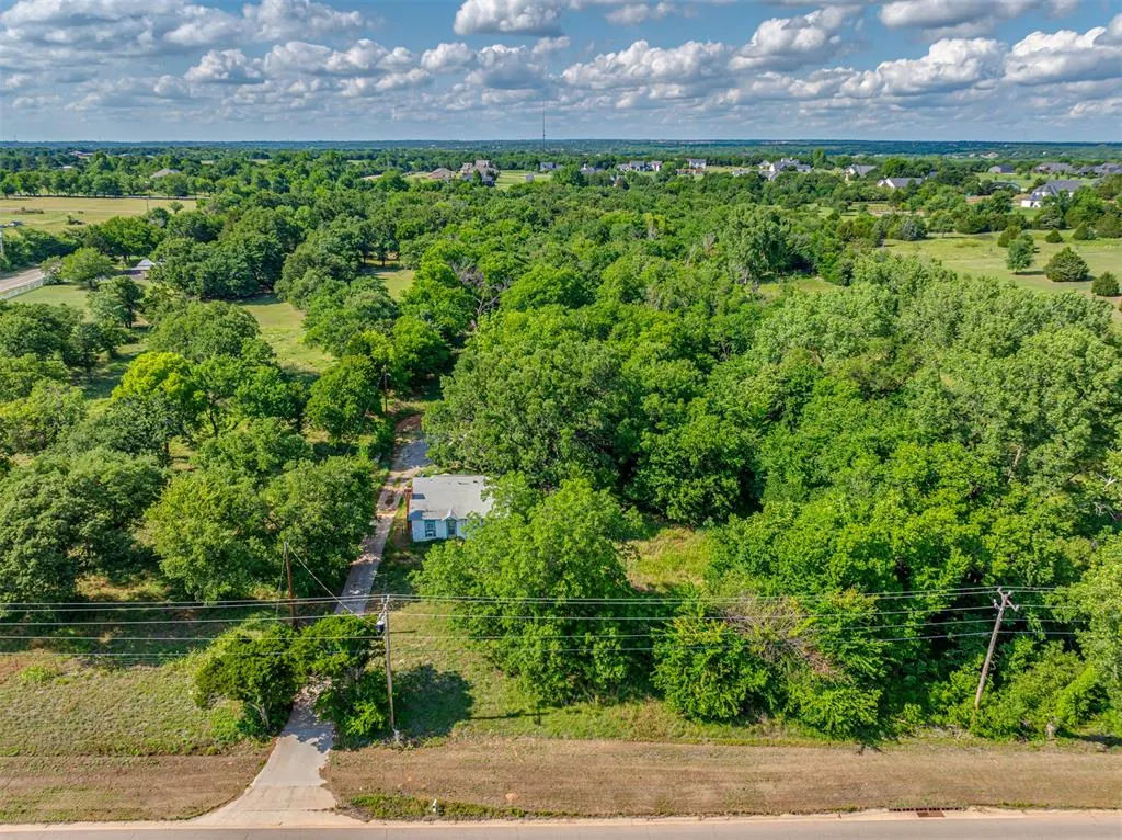 Photo 5 — 7121 E 2nd Street, Edmond, OK 73034