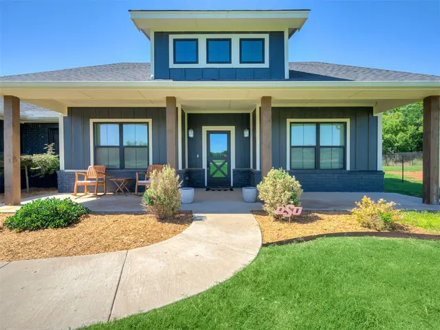 Photo 2 — 14675 Rose Tree Court, Piedmont, OK 73078