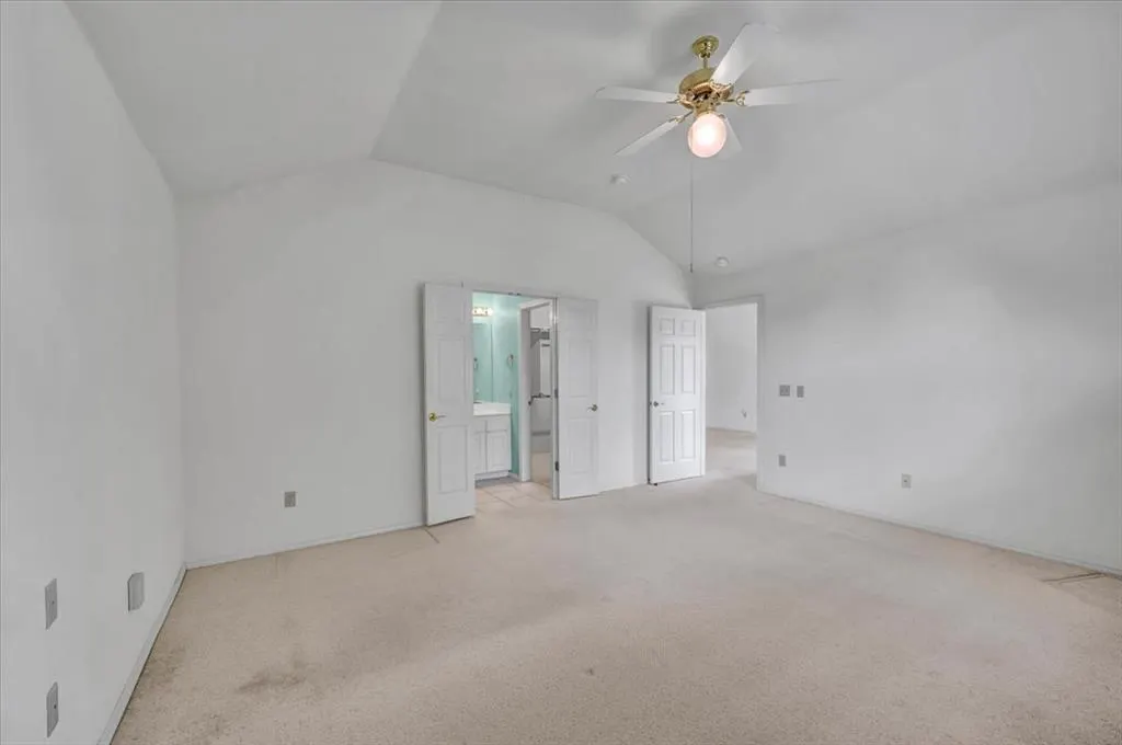 Photo 28 — 2455 Manchester Drive 41, Oklahoma City, OK 73120