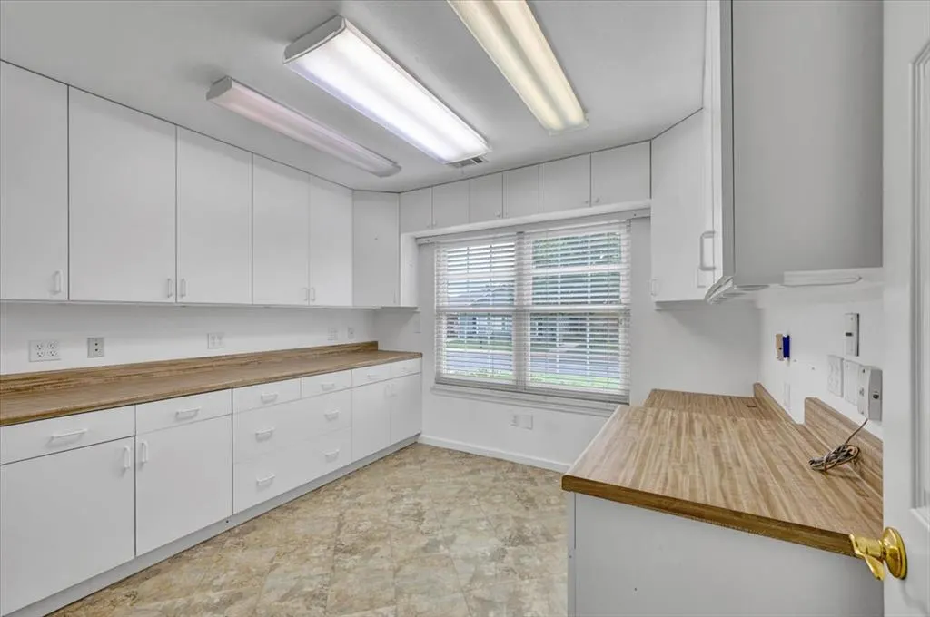 Photo 36 — 2455 Manchester Drive 41, Oklahoma City, OK 73120