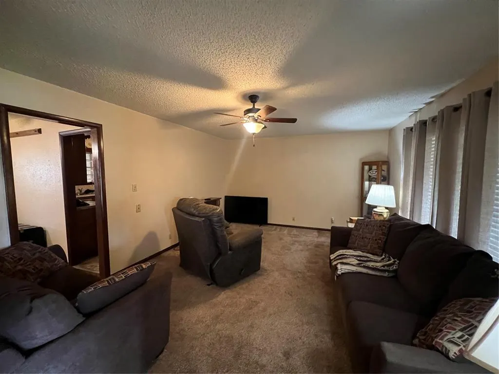 Photo 4 — 1100 SW 8th Street, Anadarko, OK 73005