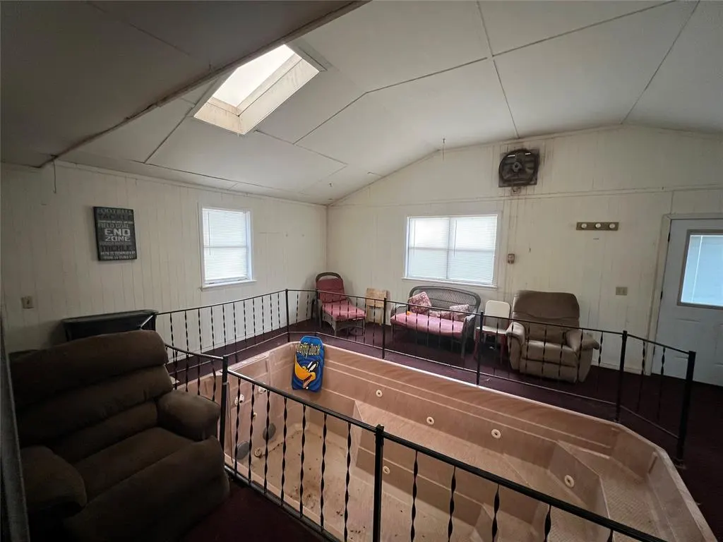 Photo 12 — 1100 SW 8th Street, Anadarko, OK 73005