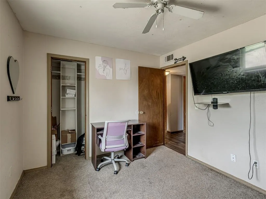 Photo 15 — 321 N Jefferson Avenue, Blanchard, OK 73010