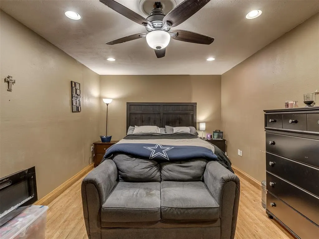 Photo 17 — 321 N Jefferson Avenue, Blanchard, OK 73010