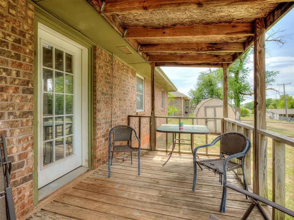 Photo 21 — 321 N Jefferson Avenue, Blanchard, OK 73010