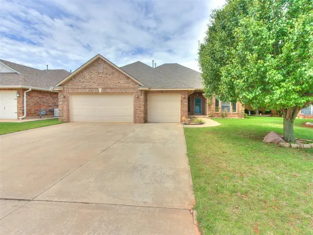 Photo 5 — 713 N Elk Way, Mustang, OK 73064