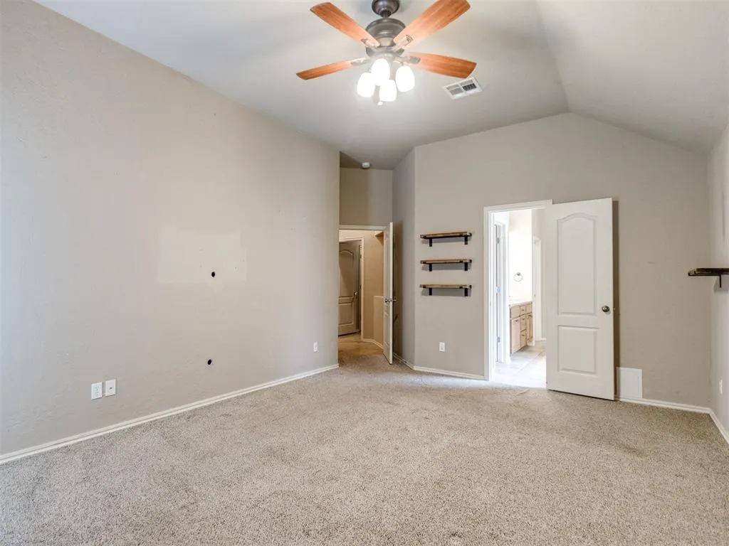 Photo 25 — 713 N Elk Way, Mustang, OK 73064