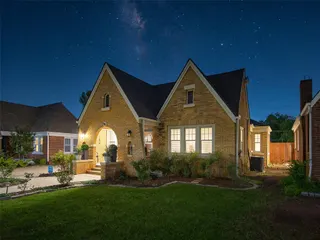 Sold home at 2805 NW 21st Street