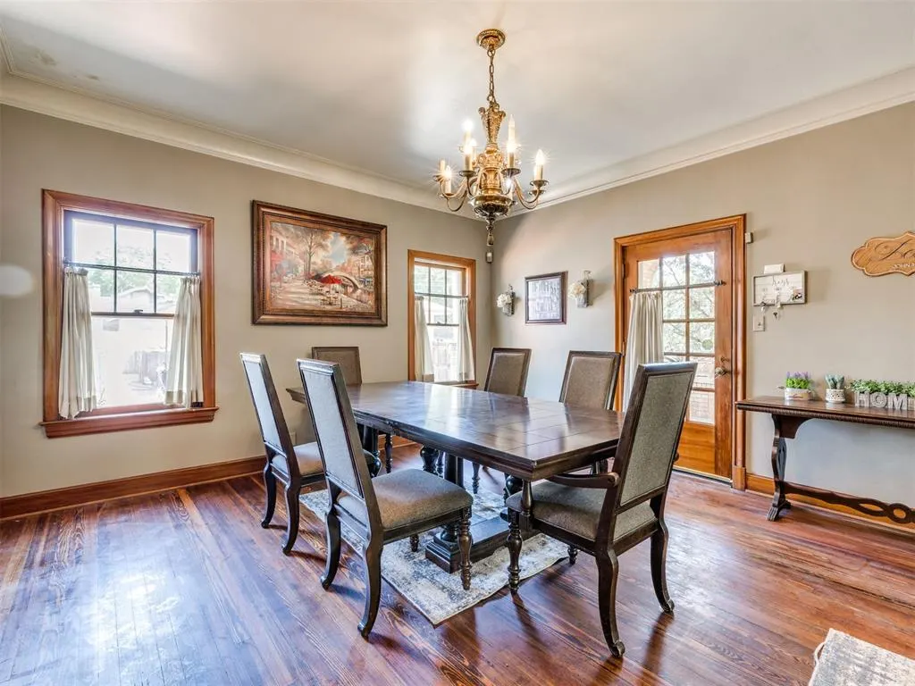 Photo 9 — 401 W 6th Avenue, Bristow, OK 74010