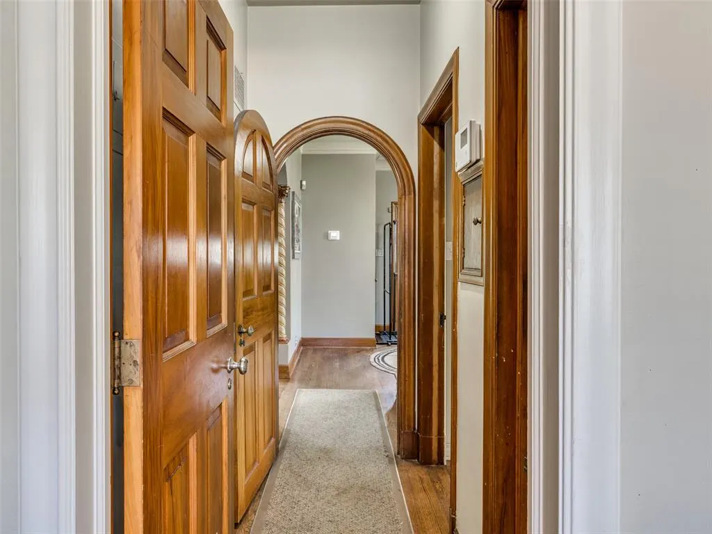Photo 15 — 401 W 6th Avenue, Bristow, OK 74010