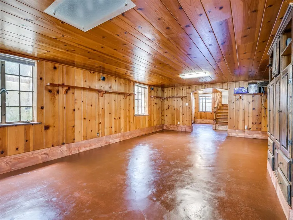 Photo 22 — 401 W 6th Avenue, Bristow, OK 74010