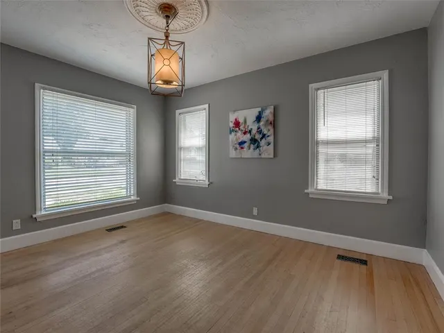 Photo 8 — 2532 NW 30th Street, Oklahoma City, OK 73112