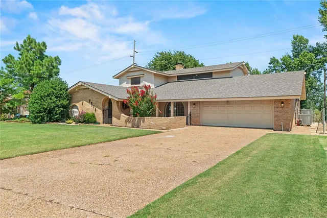 Photo 3 — 7512 Rumsey Road, Oklahoma City, OK 73132