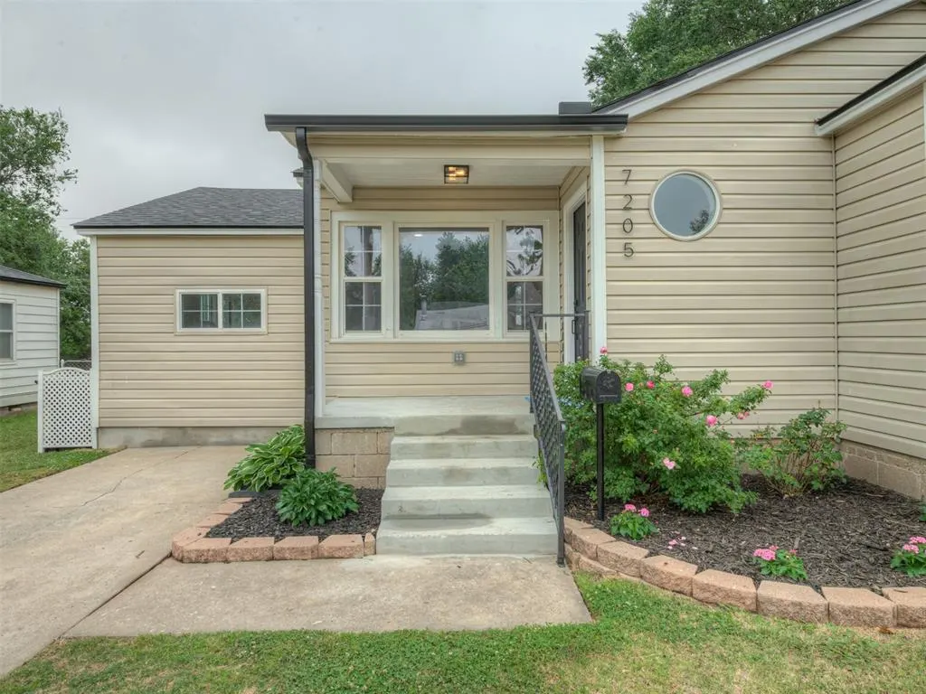 Photo 2 — 7205 NW 45th Street, Bethany, OK 73008