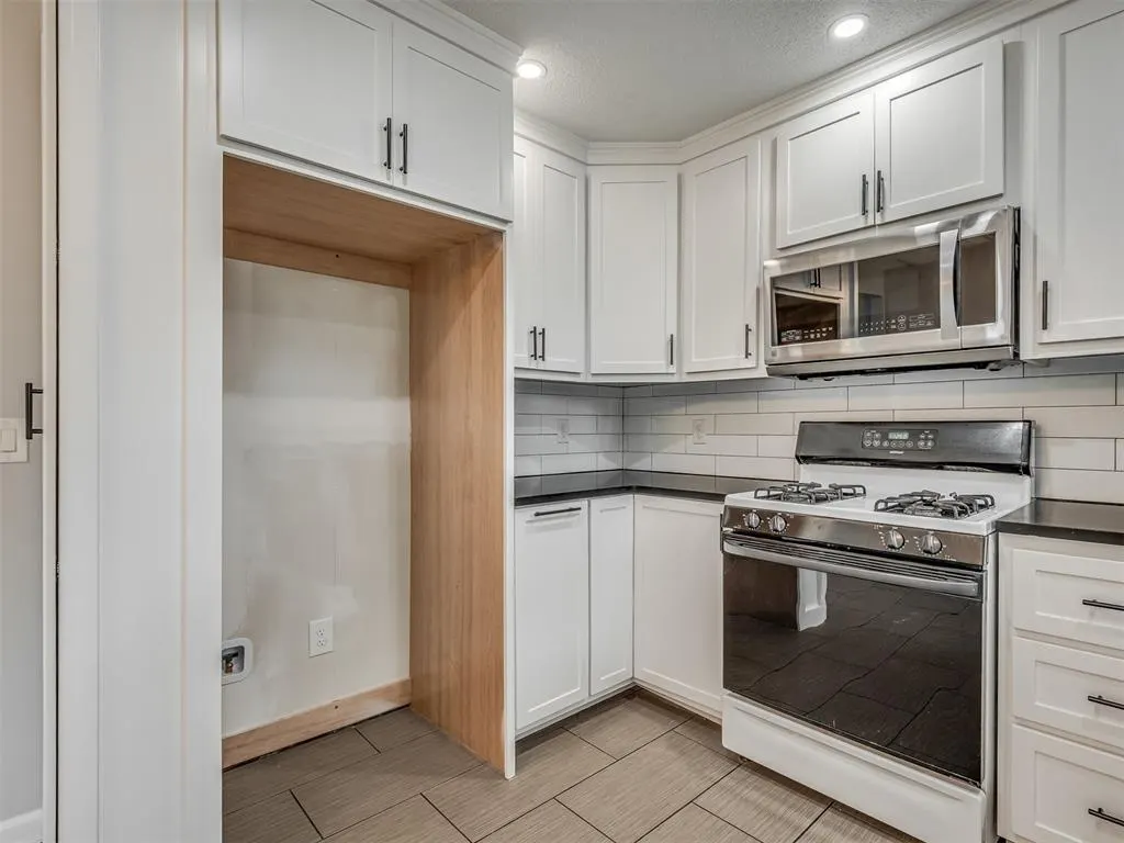 Photo 13 — 7205 NW 45th Street, Bethany, OK 73008