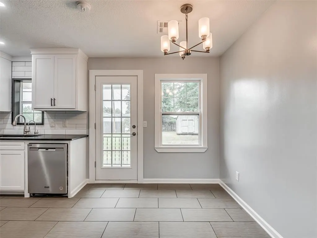Photo 19 — 7205 NW 45th Street, Bethany, OK 73008