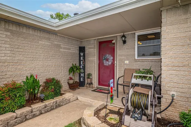 Photo 3 — 3208 SW 86th Street, Oklahoma City, OK 73159