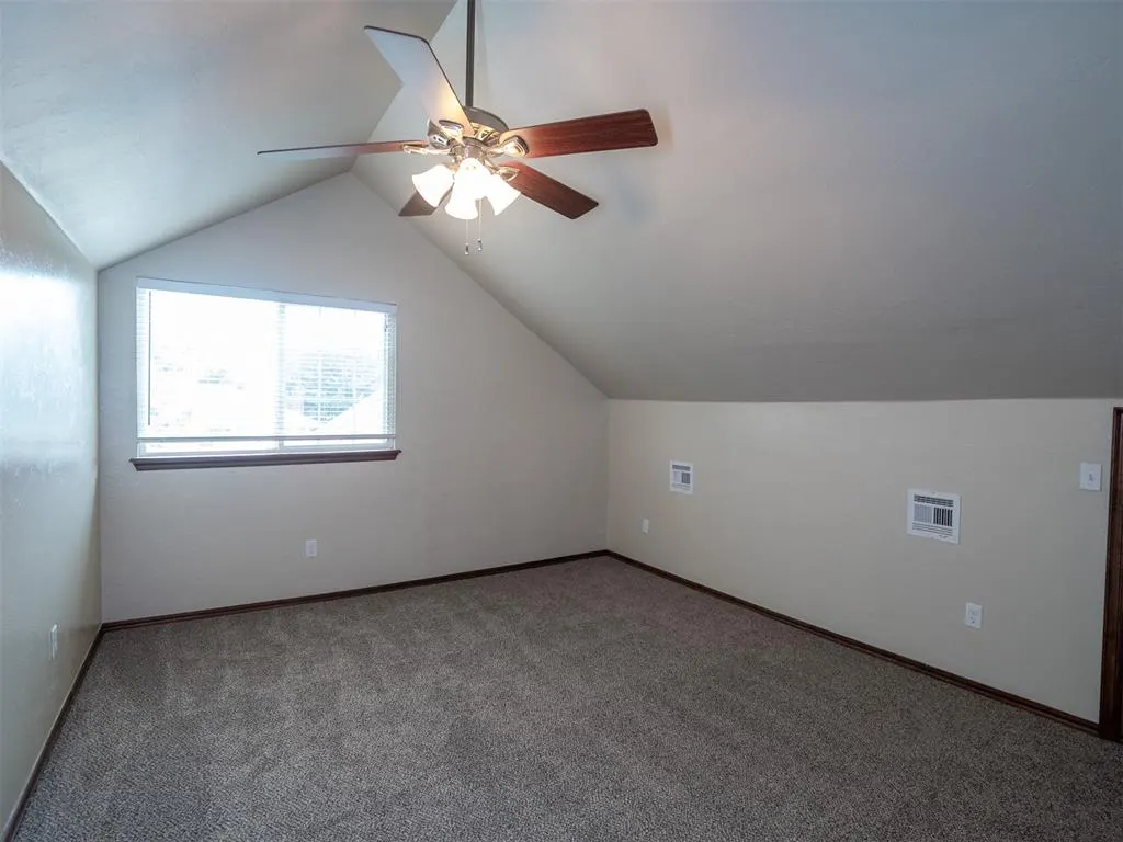 Photo 15 — 621 SW 150th Street, Oklahoma City, OK 73170