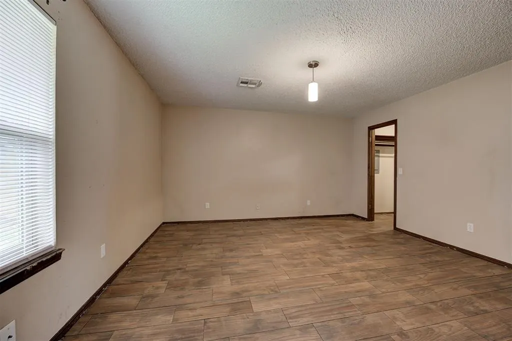 Photo 11 — 8917 NW 83rd Street, Oklahoma City, OK 73132