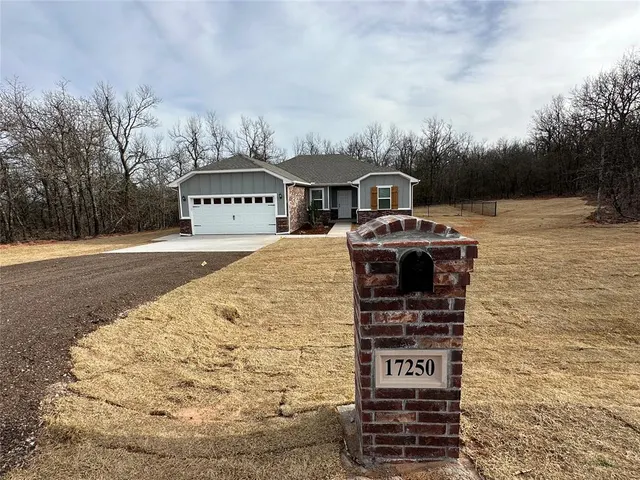 Front exterior — 17250 Lantana Loop, Newalla, OK 74857