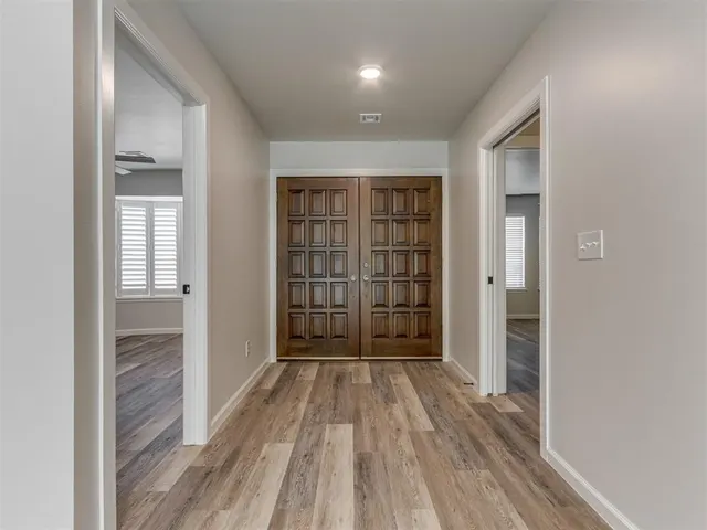 Photo 4 — 2324 Parkland Way, Norman, OK 73069