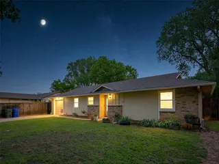 Sold home at 1901 Twin Tree Drive