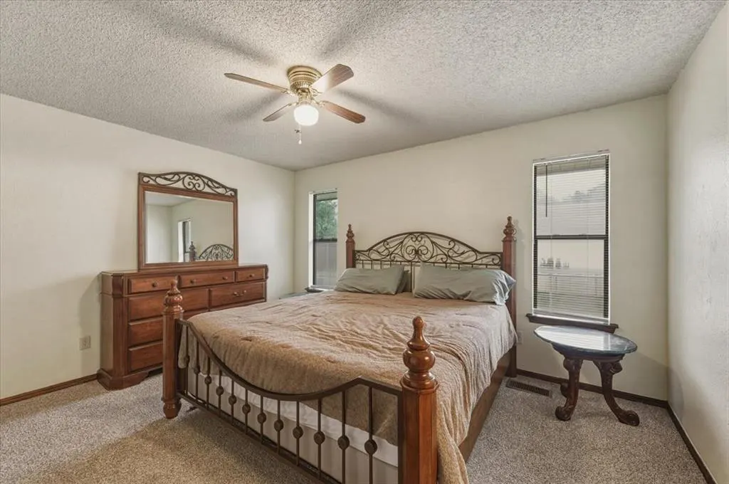 Photo 14 — 605 Golden Eagle Drive, Norman, OK 73072