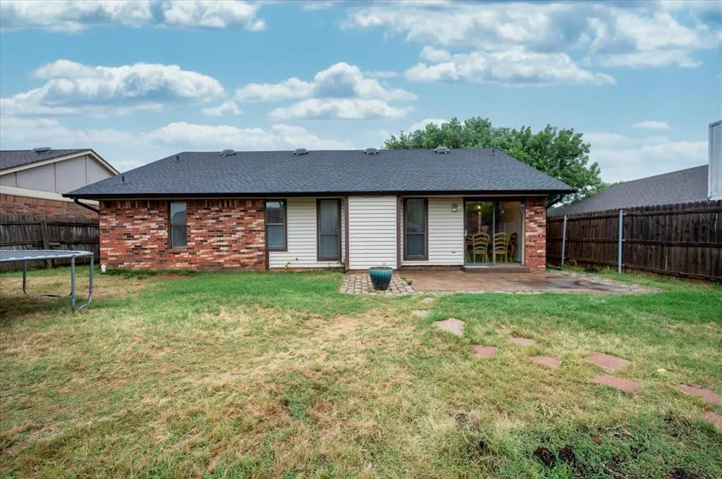 Photo 18 — 605 Golden Eagle Drive, Norman, OK 73072