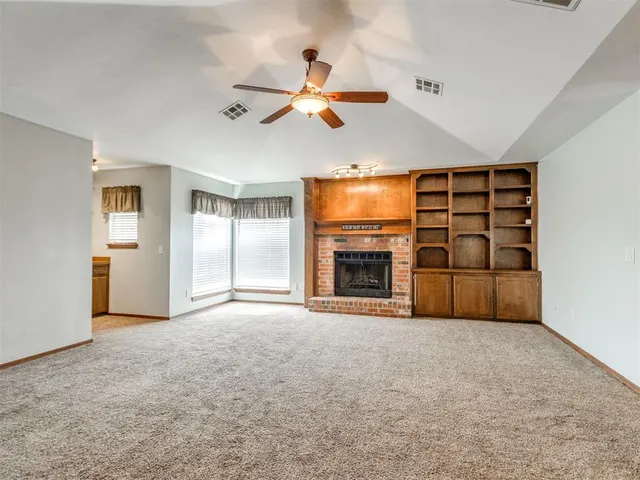 Photo 6 — 2901 Summer Set Trail, Edmond, OK 73012