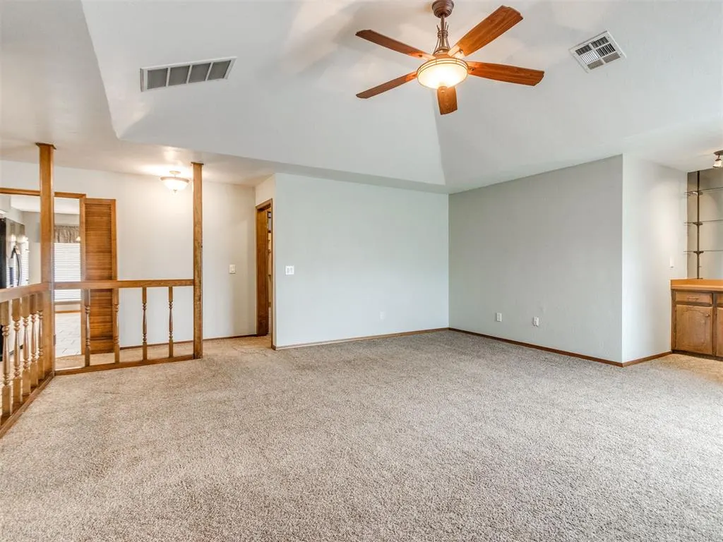 Photo 10 — 2901 Summer Set Trail, Edmond, OK 73012