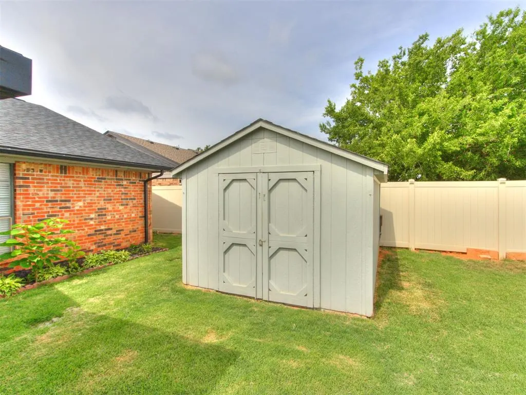 Photo 48 — 2901 Summer Set Trail, Edmond, OK 73012
