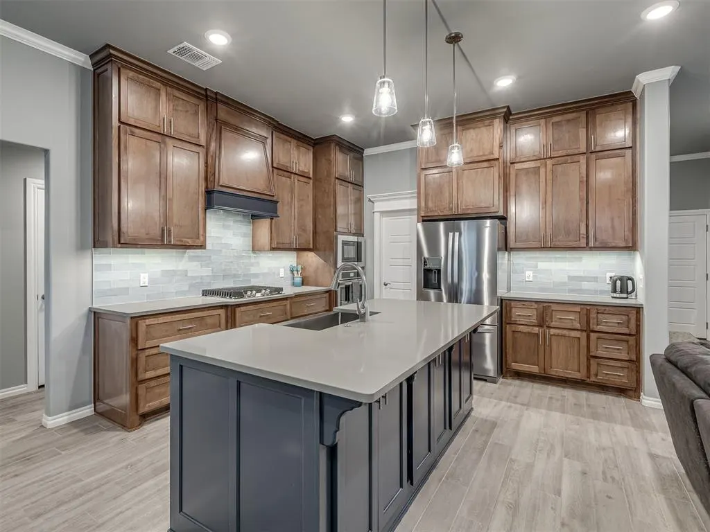 Photo 10 — 9321 NW 90th Street, Yukon, OK 73099