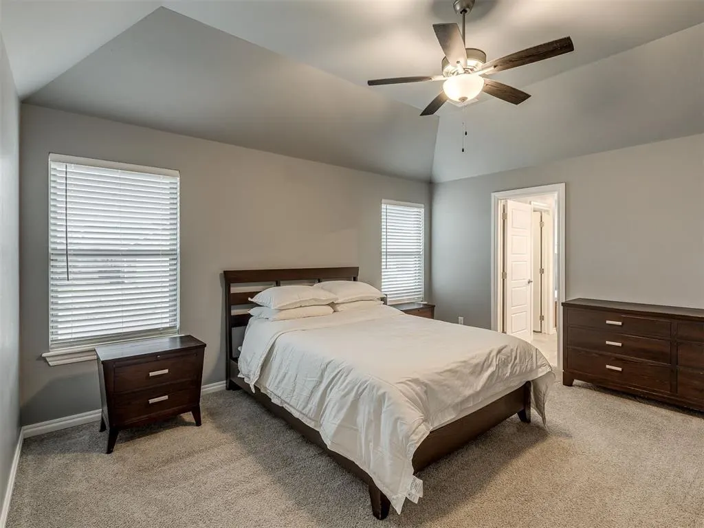 Photo 15 — 9321 NW 90th Street, Yukon, OK 73099