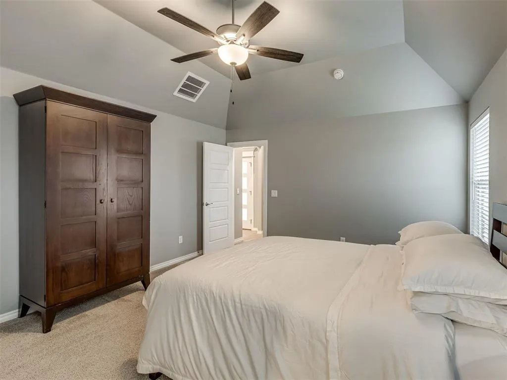 Photo 17 — 9321 NW 90th Street, Yukon, OK 73099
