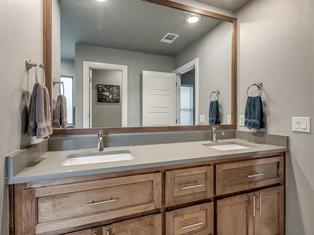 Photo 20 — 9321 NW 90th Street, Yukon, OK 73099
