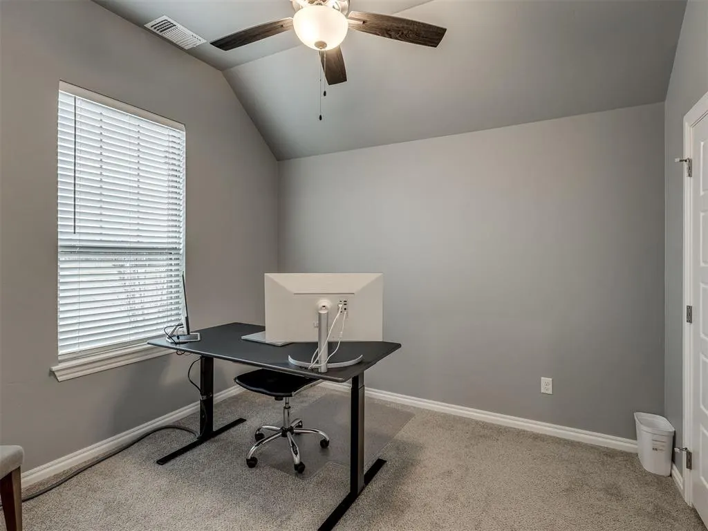 Photo 26 — 9321 NW 90th Street, Yukon, OK 73099