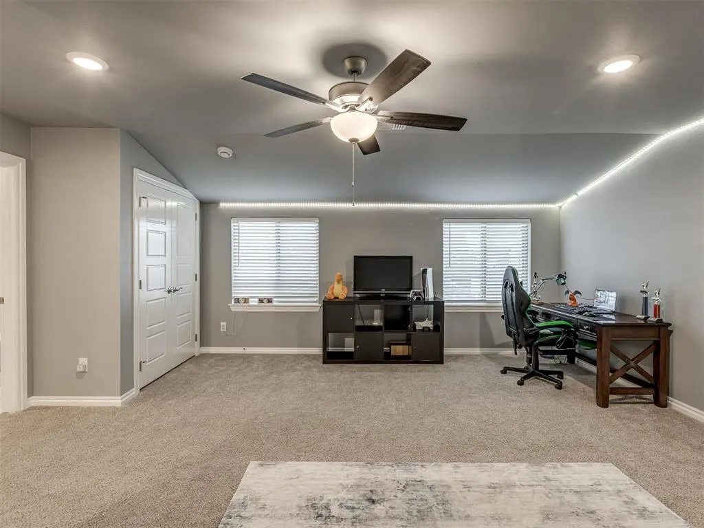 Photo 38 — 9321 NW 90th Street, Yukon, OK 73099