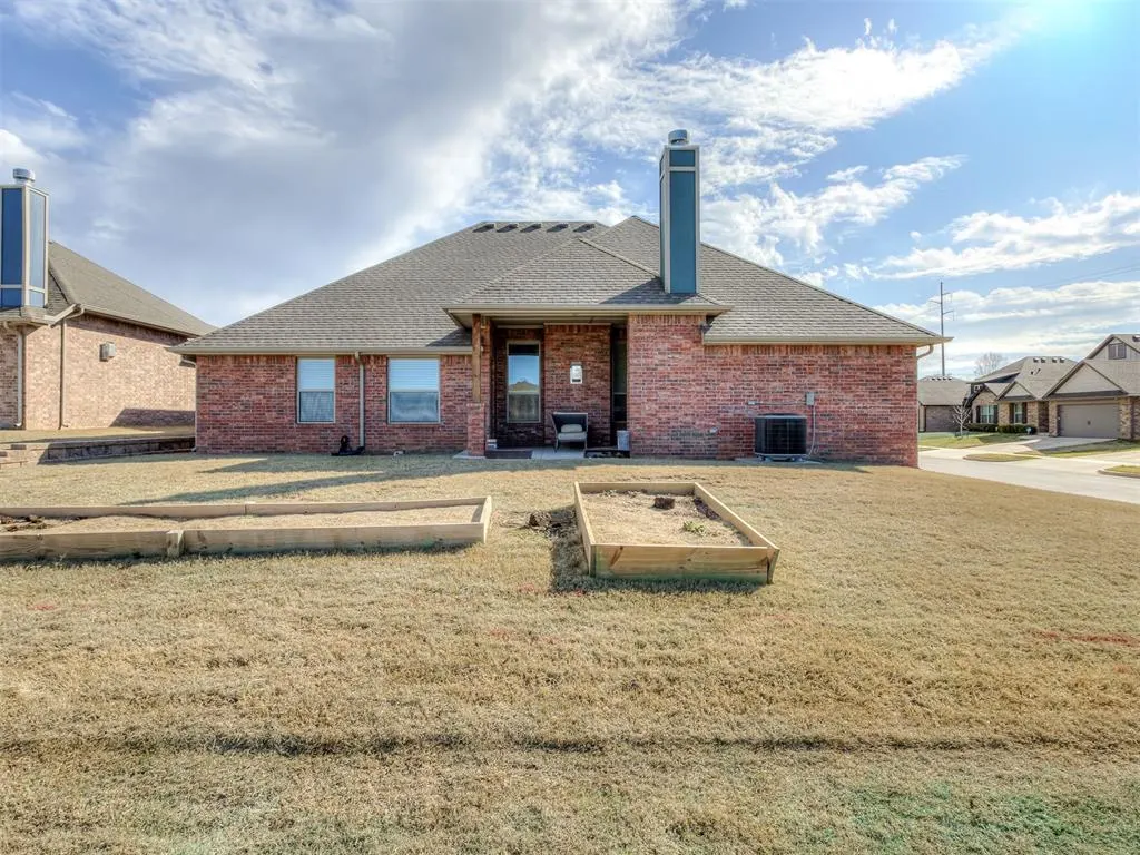 Photo 46 — 9321 NW 90th Street, Yukon, OK 73099