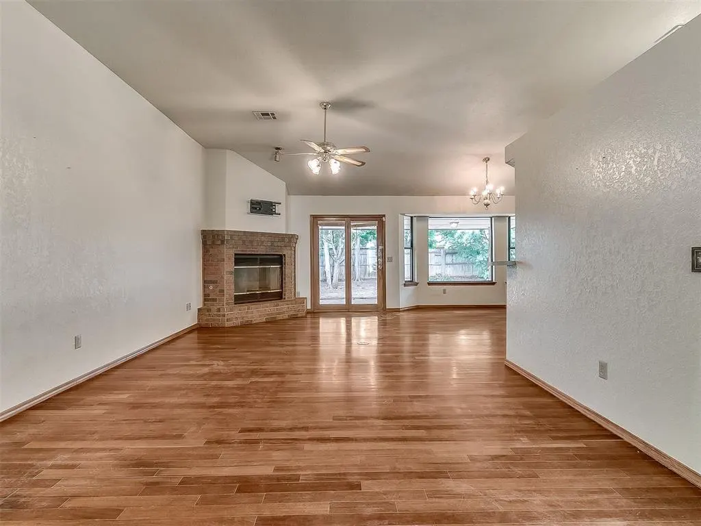 Photo 6 — 1713 Yosemite Place, Edmond, OK 73003