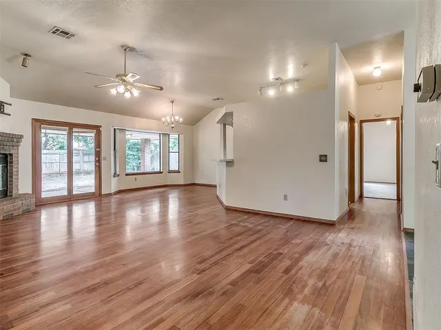 Photo 8 — 1713 Yosemite Place, Edmond, OK 73003