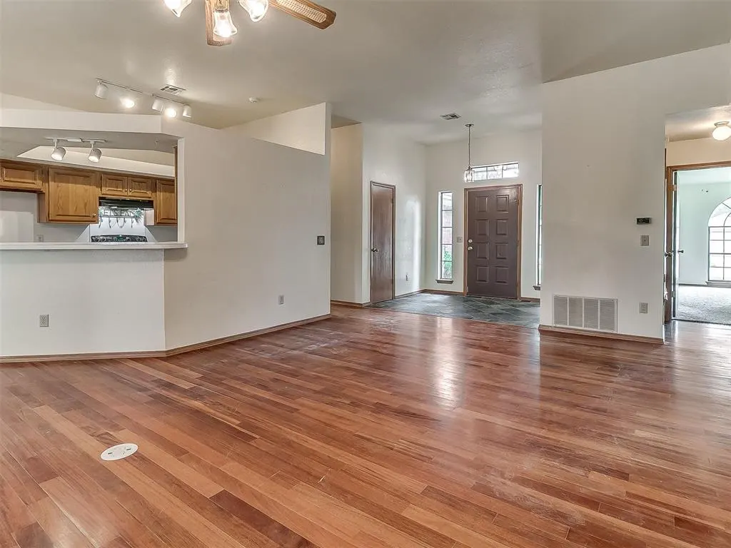 Photo 11 — 1713 Yosemite Place, Edmond, OK 73003