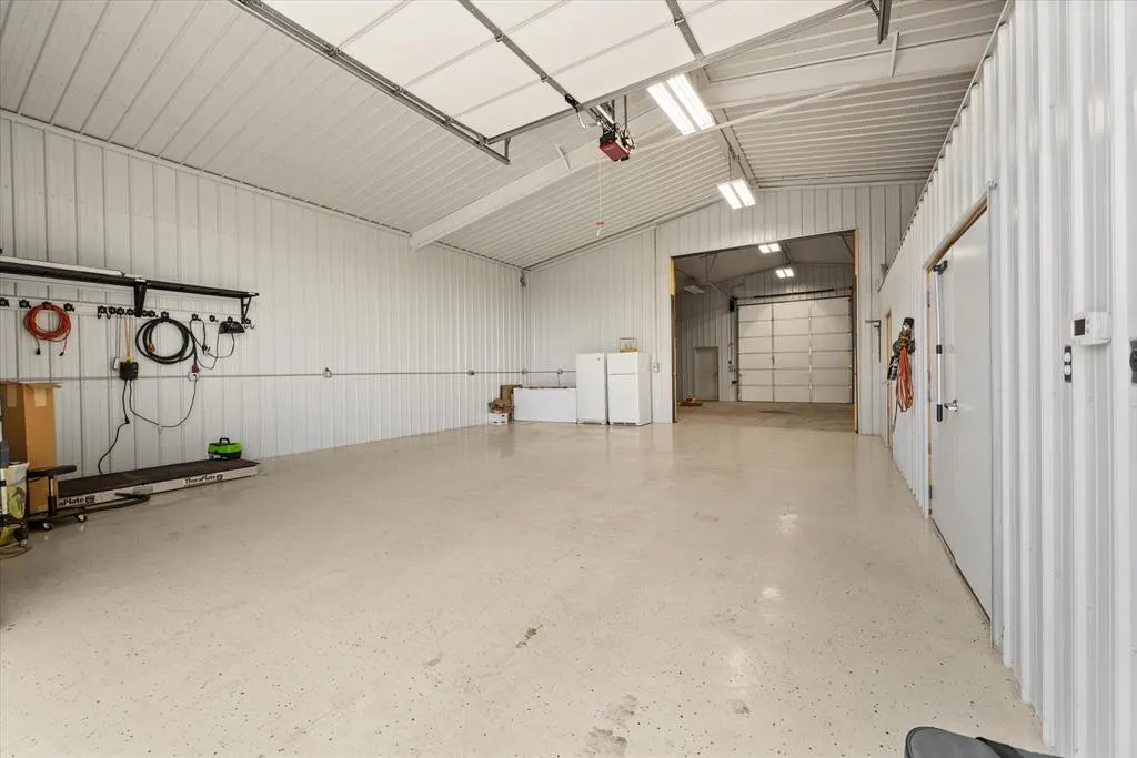 Photo 2 — 910744 S 3440 Road, Chandler, OK 74834